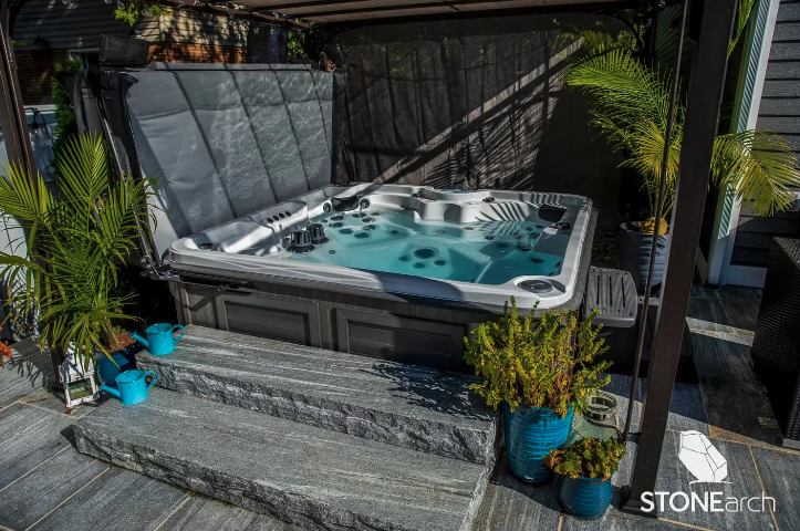 Paver - Alicante Black - Flamed - Saw Cut - 1-1/4"x24"x24"