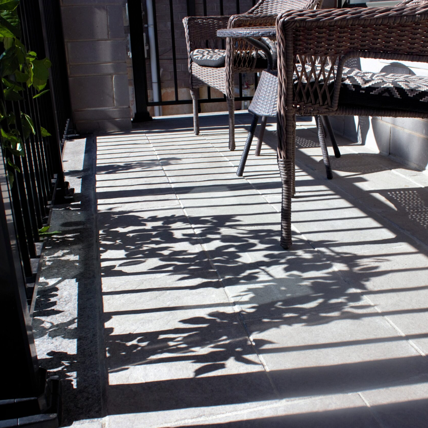 Paver - Antique Grey Limestone - Natural Edges M/Cut - 1"x12"x24"