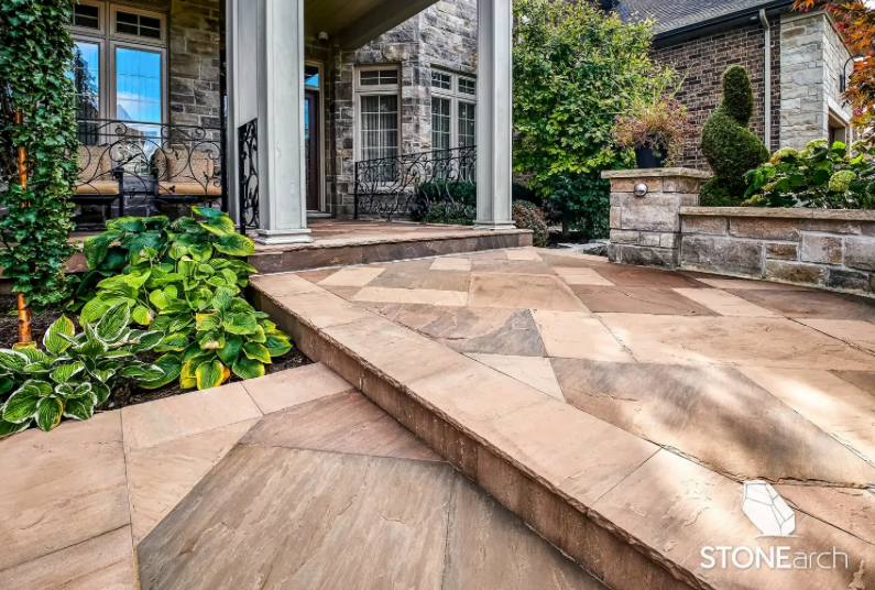 Paver - Brown Sandstone - Natural - Saw Cut - 1-1/4"x18"x18"