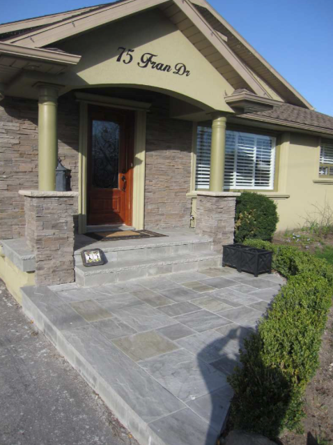 Step - Grey Sandstone - 3 Edges Rock Face, 1 Longside Sawn - 6"x14"x72"