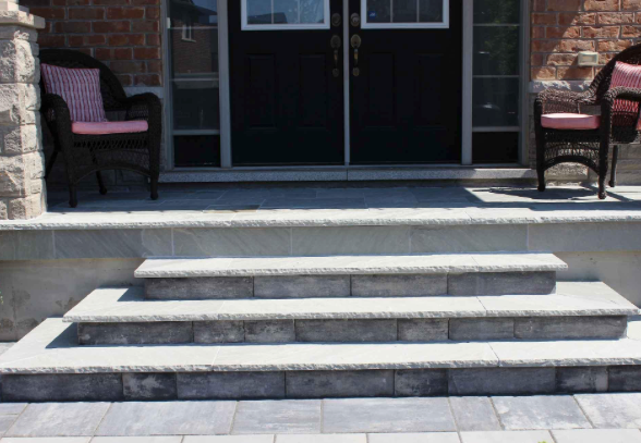 Step - Grey Sandstone - 3 Edges Rock Face, 1 Longside Sawn - 6"x12"x48"