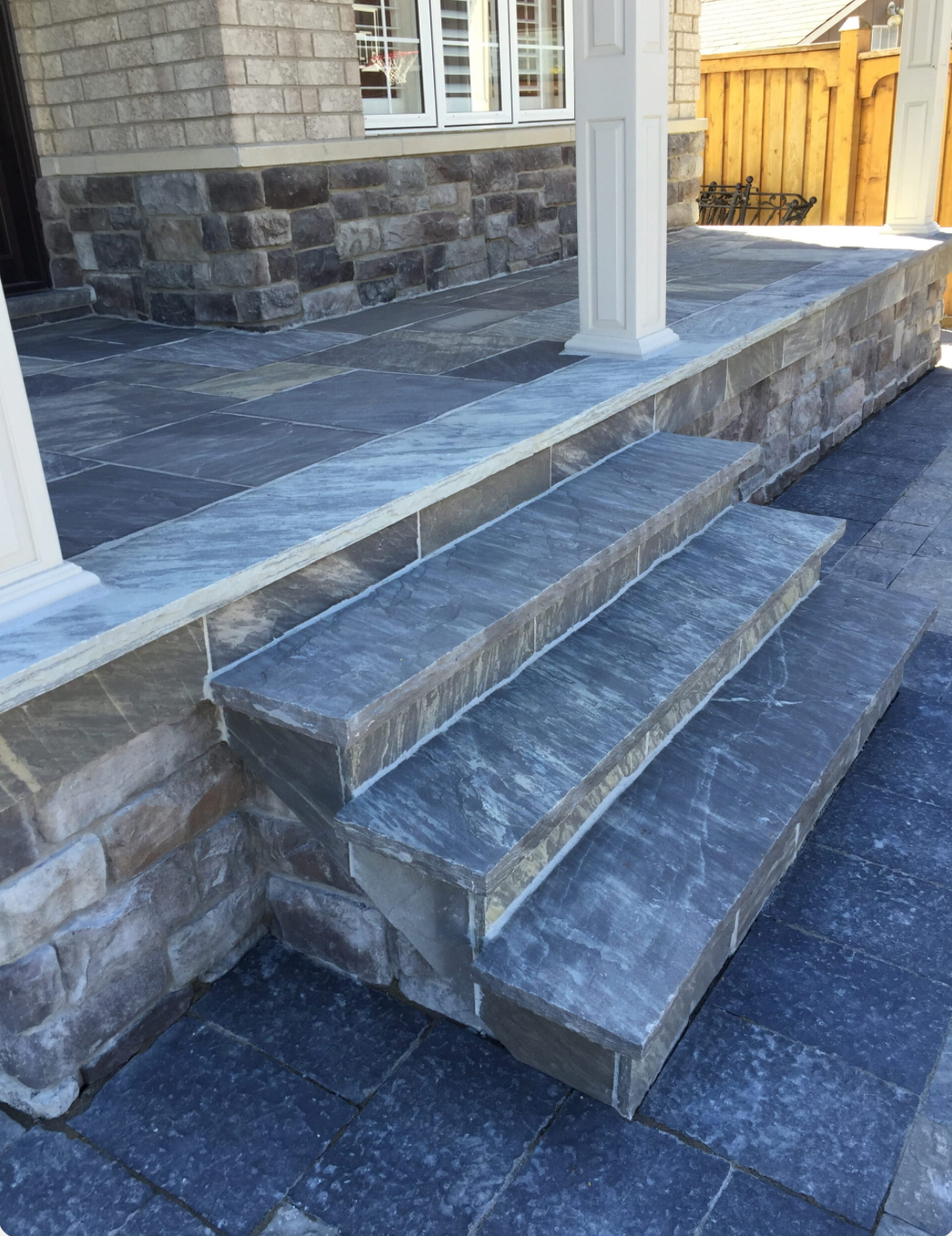 Coping - Imperial Black - 3 Edges Sawn, 1 Long Rock Face - 2"x6'x14"