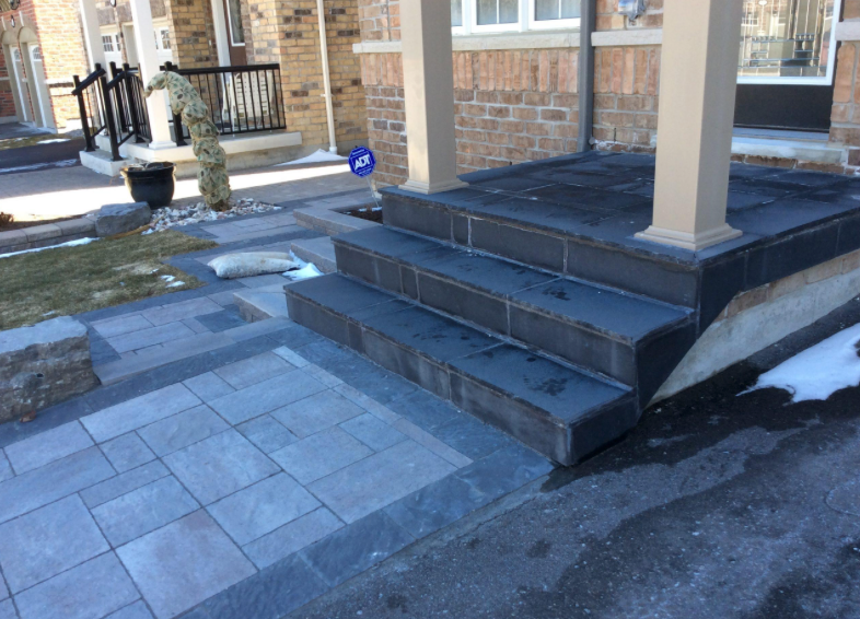 Paver - Kota Black Limestone - Natural Edges M/Cut - 1"x24"x24"