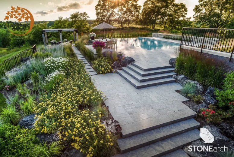 Paver - SilverValley - Flamed - Saw Cut - 1-1/4"x18"x24"