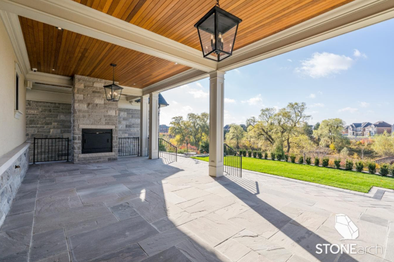 Paver (1-1/4") - Slate Gray Sandstone - Natural - Saw Cut - 1-1/4" - Combo-L