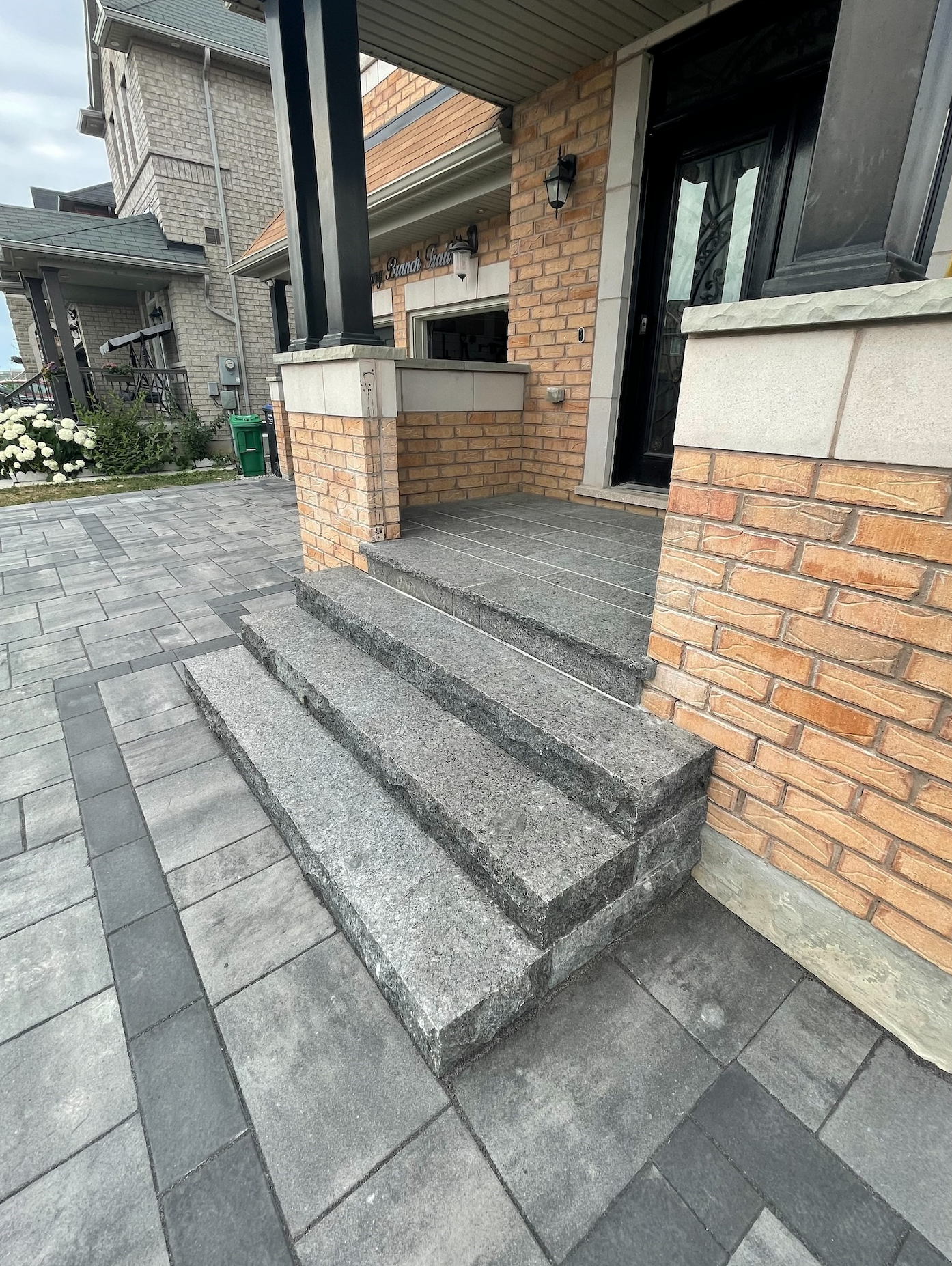 Step - Silver Grey Granite - 3 Edges Rockfaced, 1 Longside Sawn - 6"x12"x48"