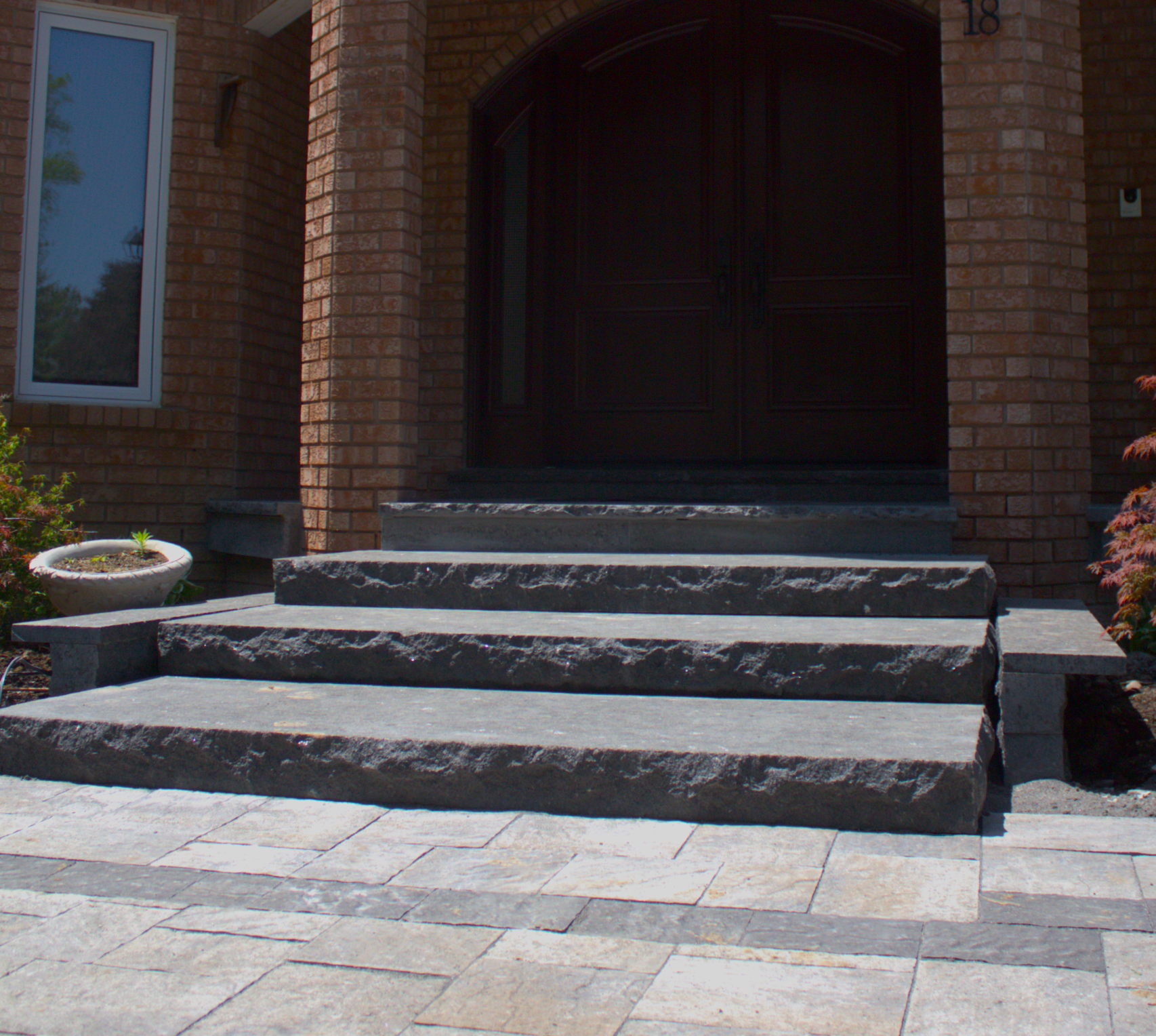 Step - Silver Grey Granite - 3 Edges Rockfaced, 1 Longside Sawn - 6"x12"x48"