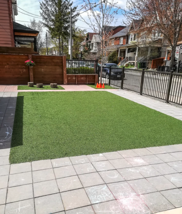 Artificial Turf - Grass - Roll - 15'x25'