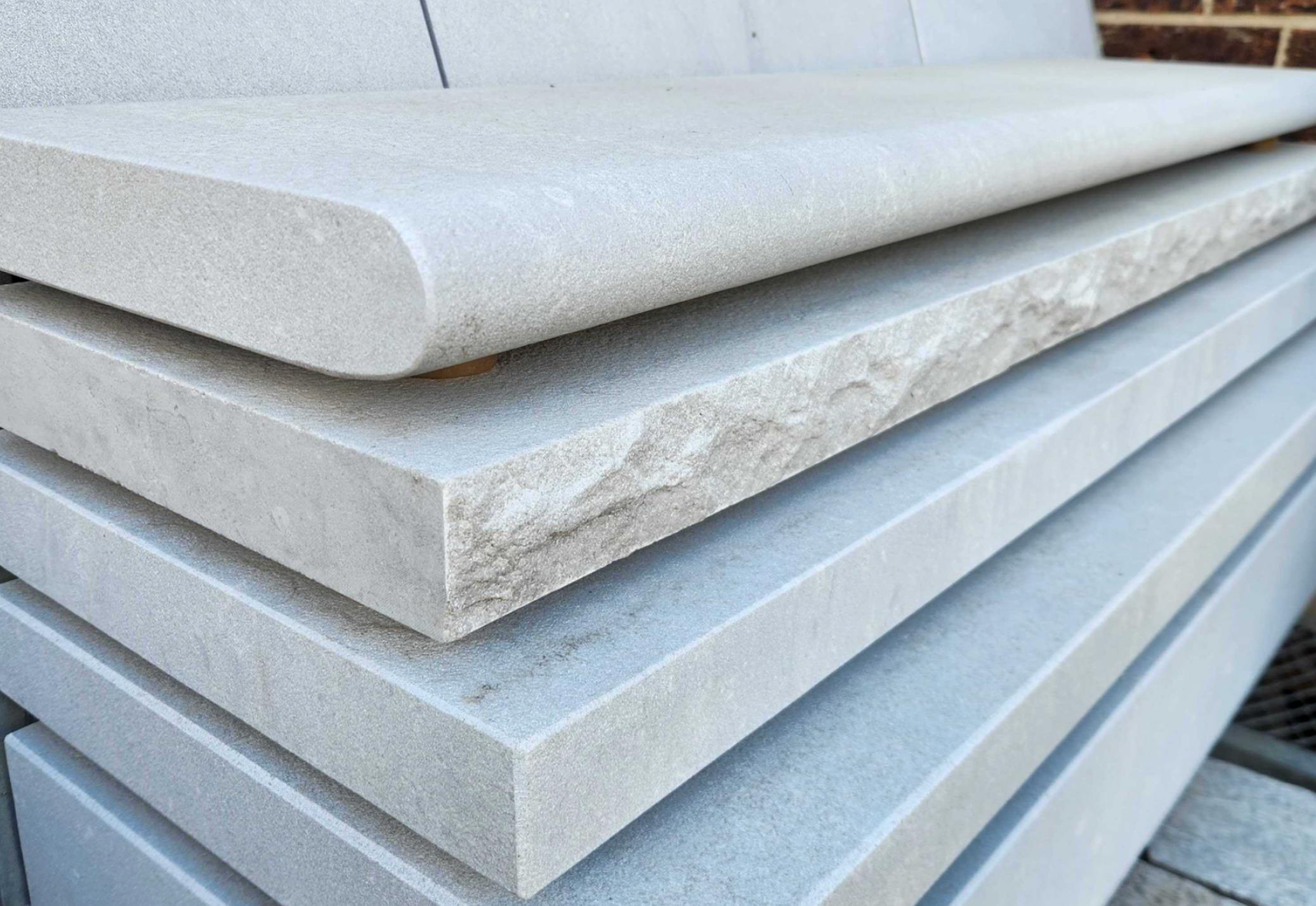 Bullnose, Rock Face, or Bevelled Edge? How to Choose Your Pool Coping