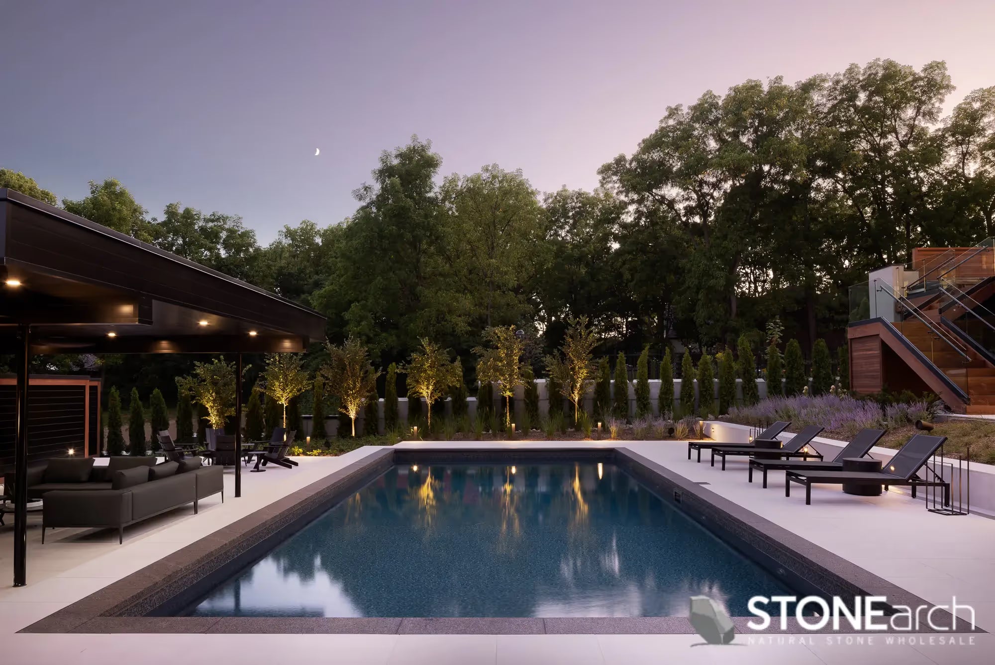 Step - Onyx Black Granite - Flamed - 3 Edge Rock Face - 7"x14"x96"