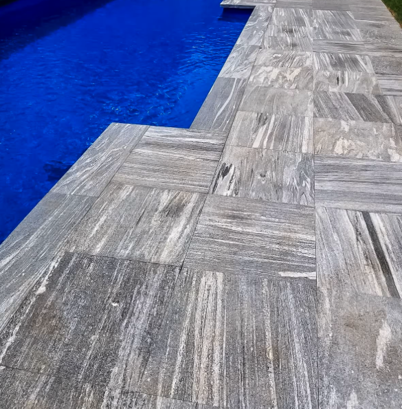 Step - Alicante Black Granite - Flamed - Rock Cut - 6"x16"x36"