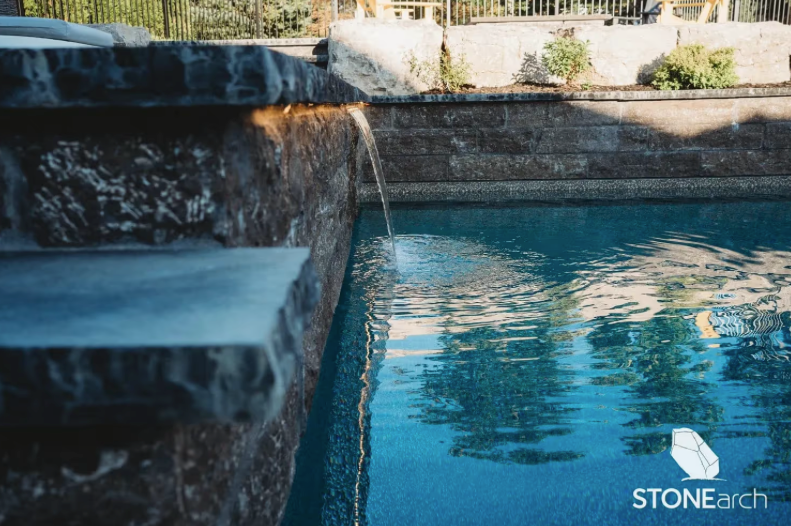 Paver  - Black Limestone - Natural - Saw Cut - 1 - Combo-L