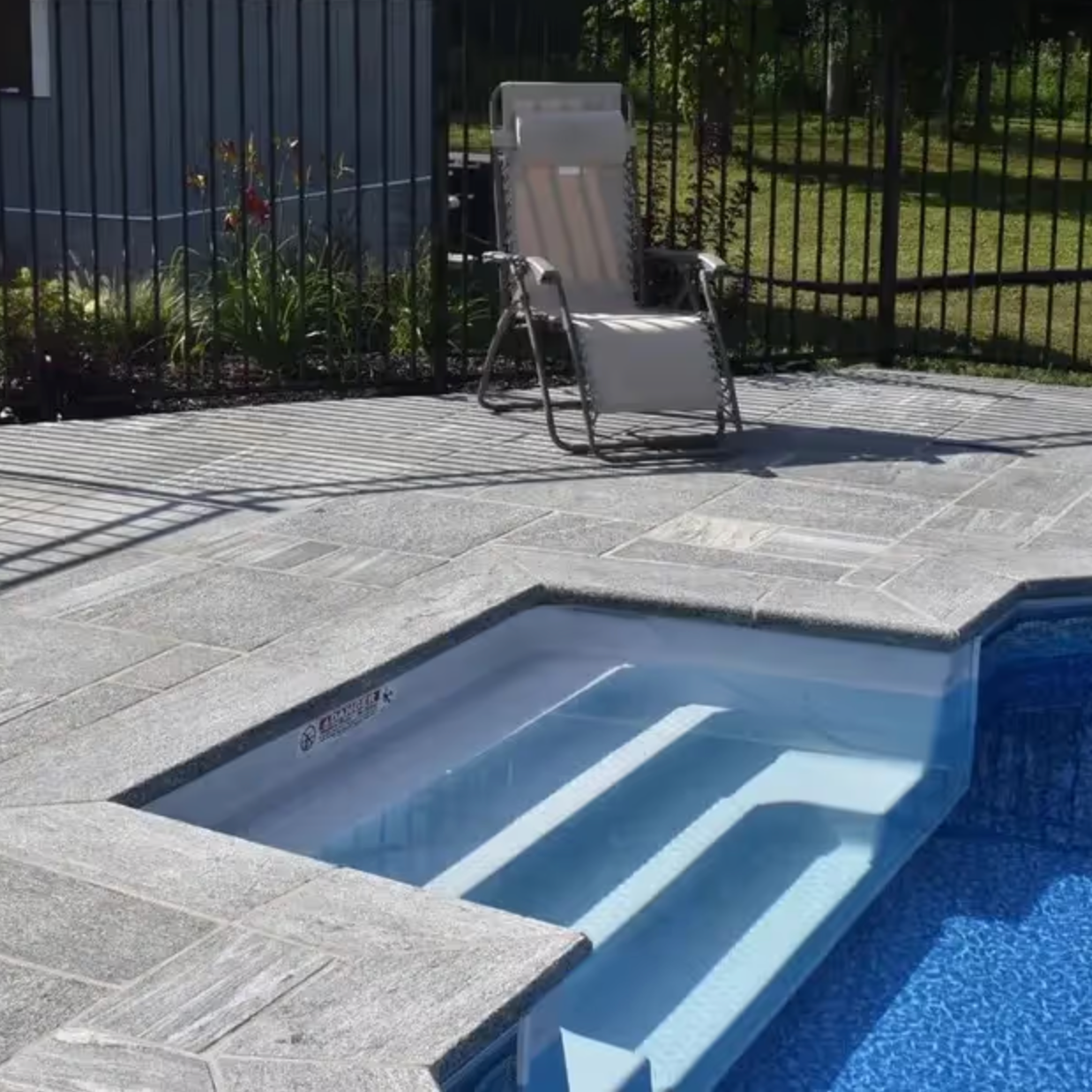 Step - Alicante Black Granite - Flamed - Rock Cut - 6"x16"x72"