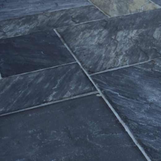 Step - Imperial Black Sandstone - 3 Edges Rockfaced, 1 Longside Sawn - 6"x16"x48" swatch
