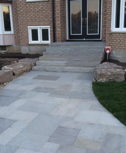 Step - Slate Grey Sandstone - 3 Edges Rock Face, 1 Longside Sawn - 6"x12"x60"