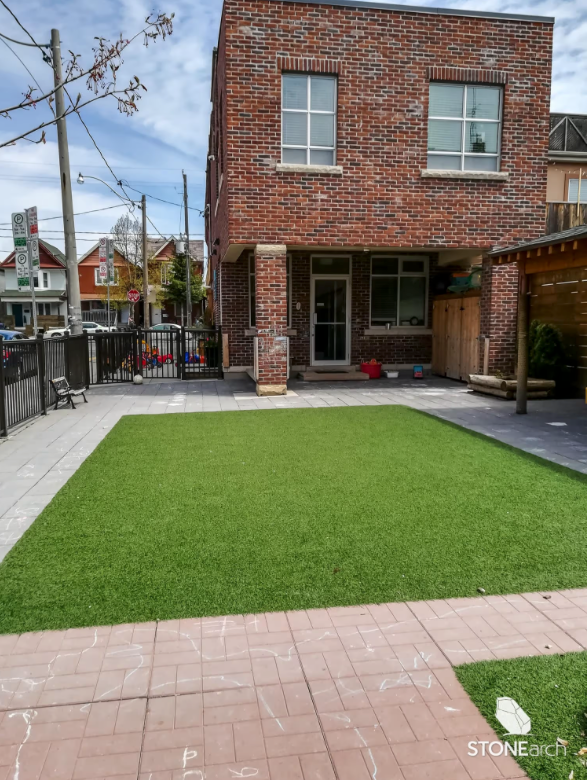 Artificial Turf - Grass - Roll - 15' x 25'